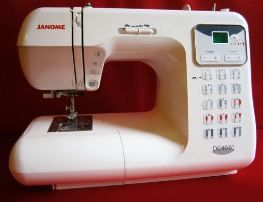 Janome DC 4030